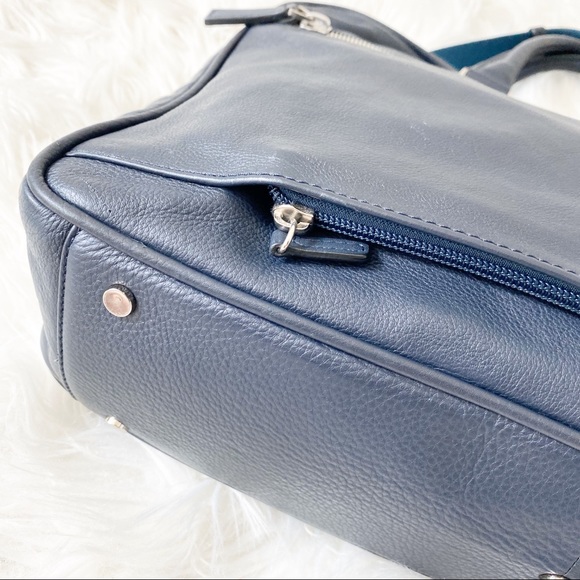 🧤SOLD🧤Barneys New York Leather Navy Blue Briefca - Picture 3 of 8
